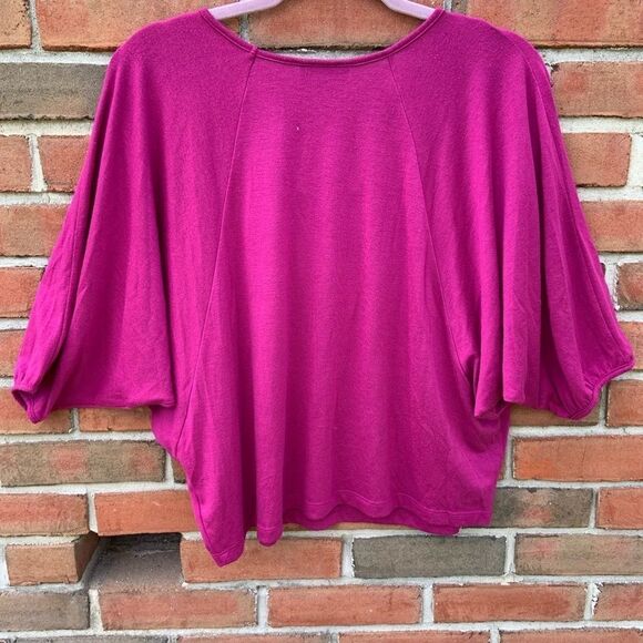 𝅺Flowy Top w/ Neck Detail - Picture 2 of 5